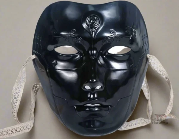 Masque traditionnel japonais pour vos costumes de cosplay
