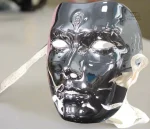Masque artistique japonais, parfait pour les fêtes à thème