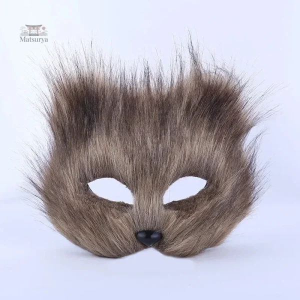 Masque à fourrure représentant un renard japonais