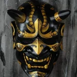Masque samouraï japonais traditionnel en décoration