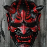 Masque japonais samouraï avec motifs authentiques