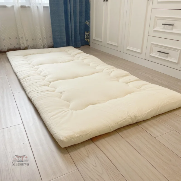 Futon de sol japonais, design élégant et pratique