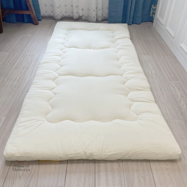 Futon compact, facile à ranger et transporter