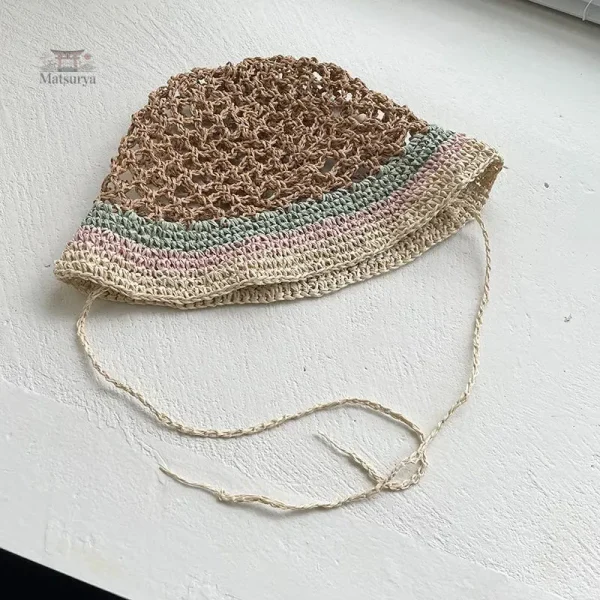 Chapeau japonais miniature pour une touche d'originalité