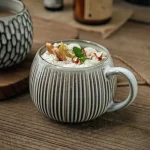 Mug à café japonais élégant en céramique
