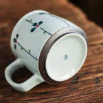 Mug en porcelaine inspiré de l'art japonais