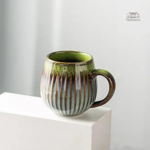 Mug japonais décoratif avec dégradé de couleurs