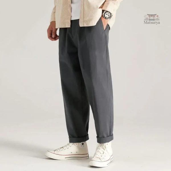 Pantalon japonais à porter au bureau