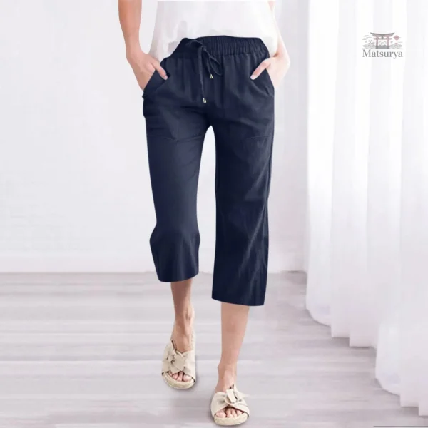 Pantalon court féminin en tissu léger