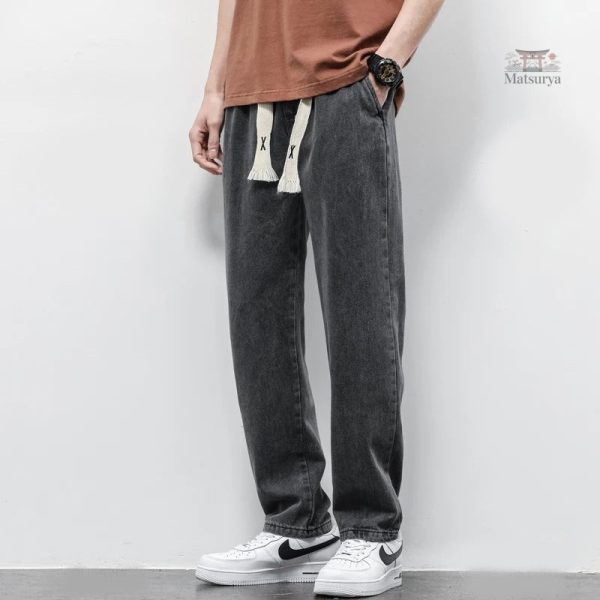 Look décontracté avec pantalon en denim