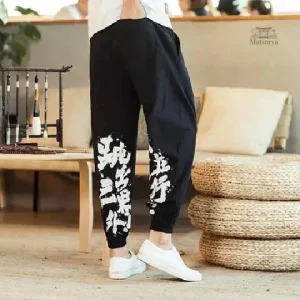 Pantalon Japonais au design décontracté et moderne