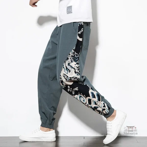Pantalon Japonais avec motif dragon distinctif