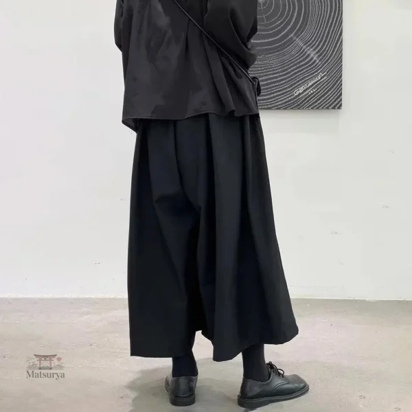 Vêtement japonais homme Hakama confortable et stylé