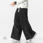 Pantalon ample en velours, coupe japonaise