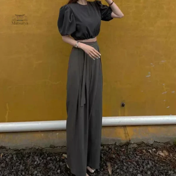 Pantalon Femme Japonais au style épuré