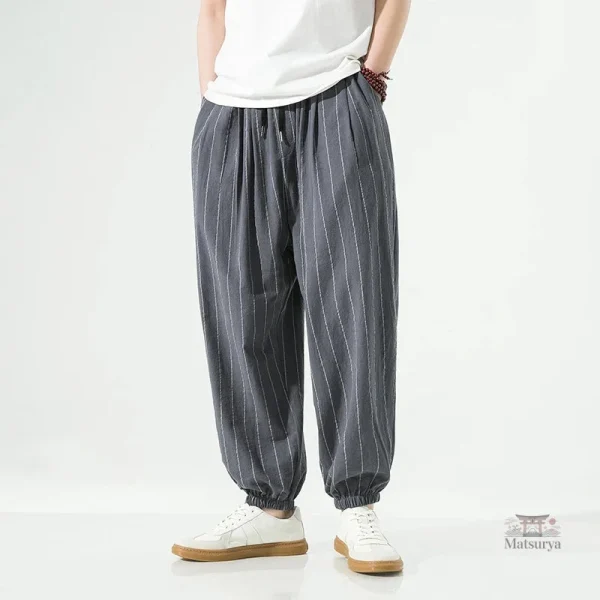 Pantalon Japonais avec motifs rayés modernes