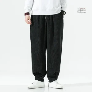 Pantalon confortable aux lignes japonaises élégantes