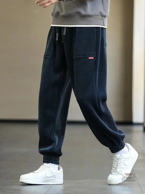 Pantalon streetwear japonais en velours