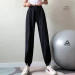 Pantalon japonais tendance pour un style décontracté