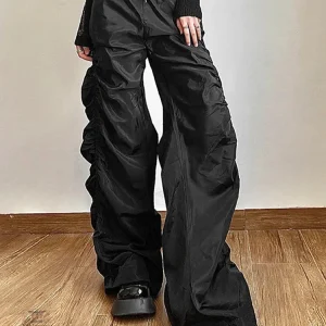 Pantalon Femme au style contemporain