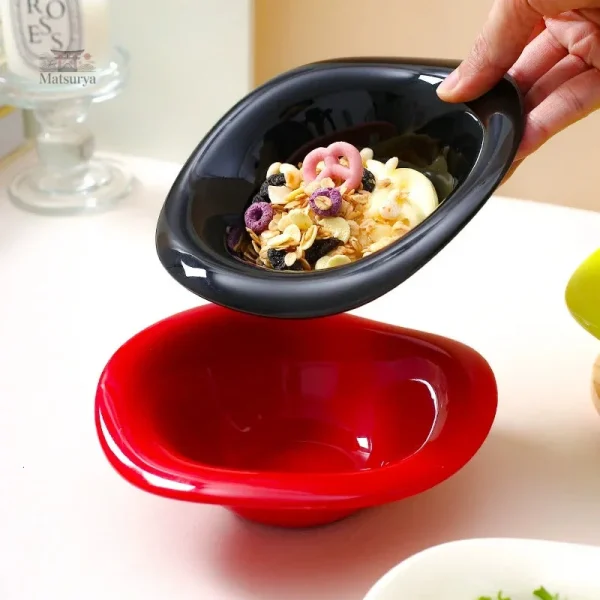 Design organique pour un petit bol japonais élégant