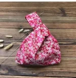 Sac Japonais Sakura avec motifs délicats de fleurs de cerisier