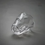 Verre japonais traditionnel pour déguster le saké
