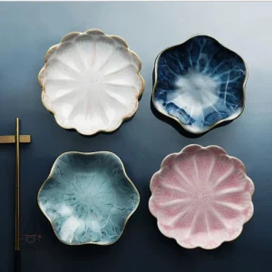 Petite assiette japonaise fleur design élégant