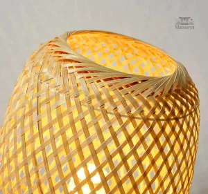 Lampe décorative japonaise tissée pour une ambiance zen