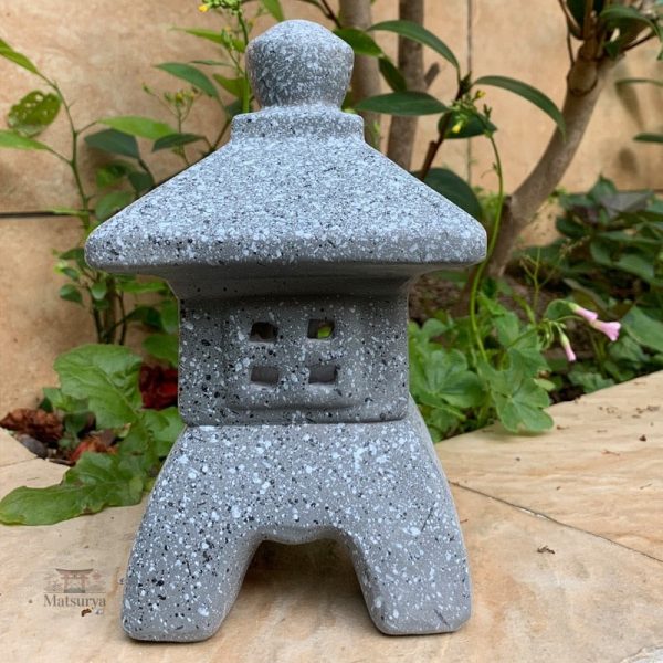 Petite Statue Japonaise en décoration traditionnelle