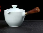 Théière japonaise en céramique, design compact