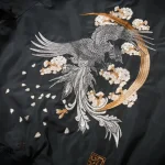 Veste Sukajan avec motifs emblématiques et colorés