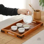 Plateau en bois pour dégustation de thé