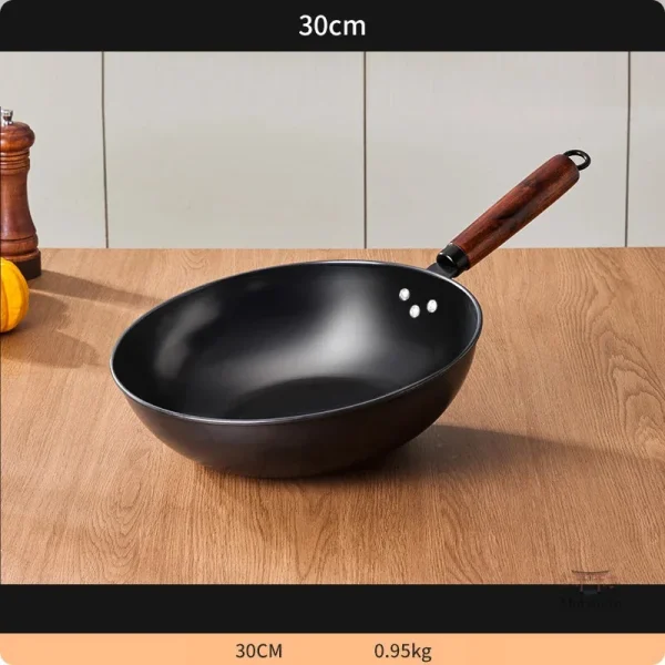 Poêle wok japonaise idéale pour cuisiner à feu vif
