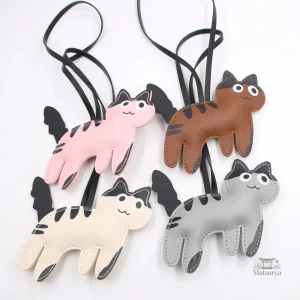 Porte-clés Chat en Cuir Japonais