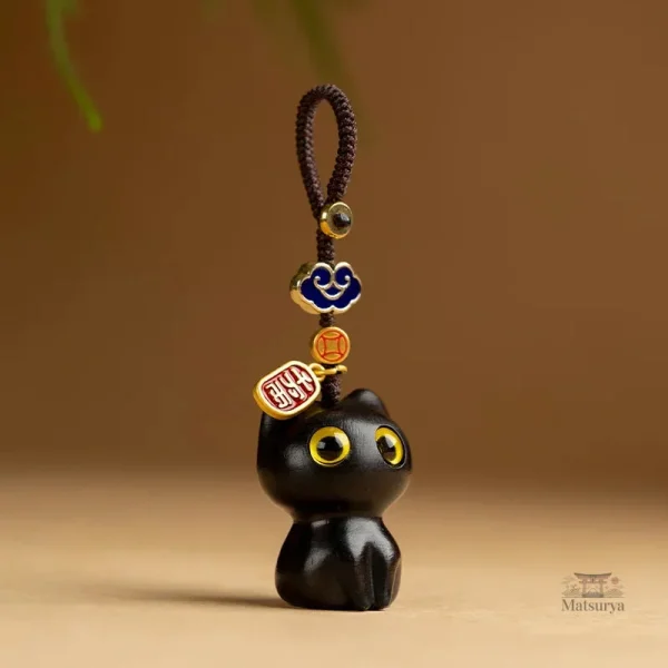 porte-cles-japonais-chat-en-bois-1 Porte-clés en bois japonais avec motif de chat