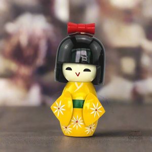 Poupée artisanale japonaise traditionnelle en textile