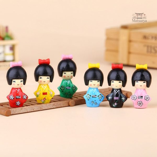 poupee-kokeshi-1 Poupée Kokeshi traditionnelle japonaise en bois