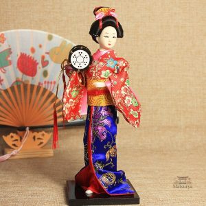 Poupée réaliste japonaise en style traditionnel