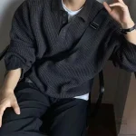 Pull élégant avec col design inspiré du Japon