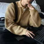 Mode masculine japonaise, pull stylé et unique