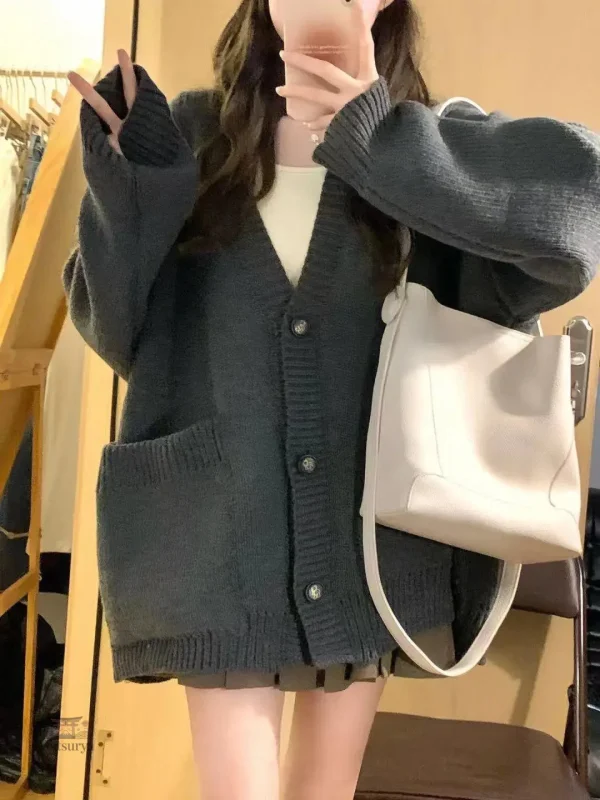 Vêtement féminin japonais en tricot oversize élégant