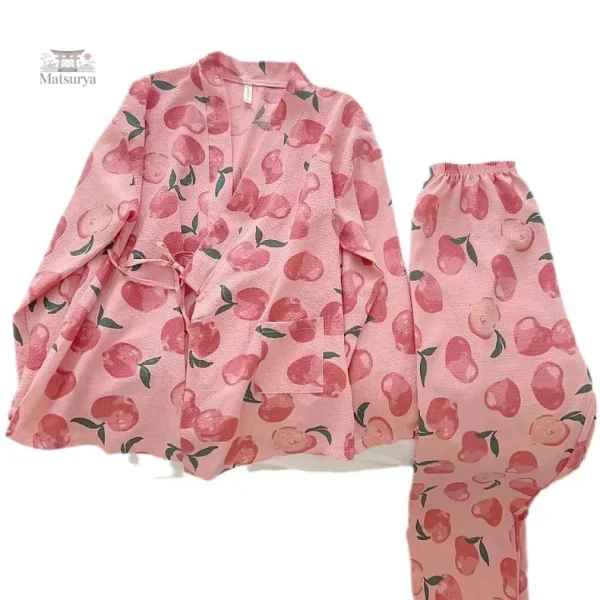 Vêtement de nuit japonais pour femme en rose