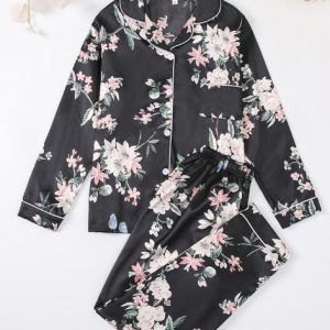 Pyjama Noir avec design japonais pour femme