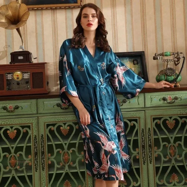 Robe japonaise à motifs délicats pour femme