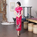 Robe japonaise avec coupe moderne