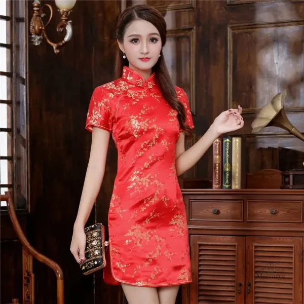Robe courte inspirée du style japonais traditionnel