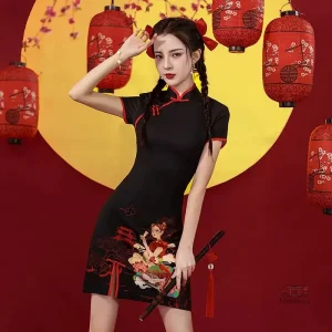 Robe japonaise courte ajustée