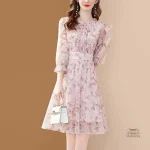 Robe japonaise fluide, idéale pour les occasions spéciales