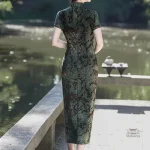 Robe japonaise à manches en velours